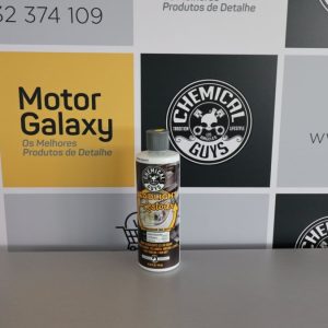 Headlight Restorer and Protectant Polish