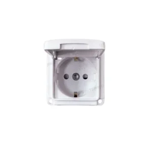 Tomada branca  230v com tampa